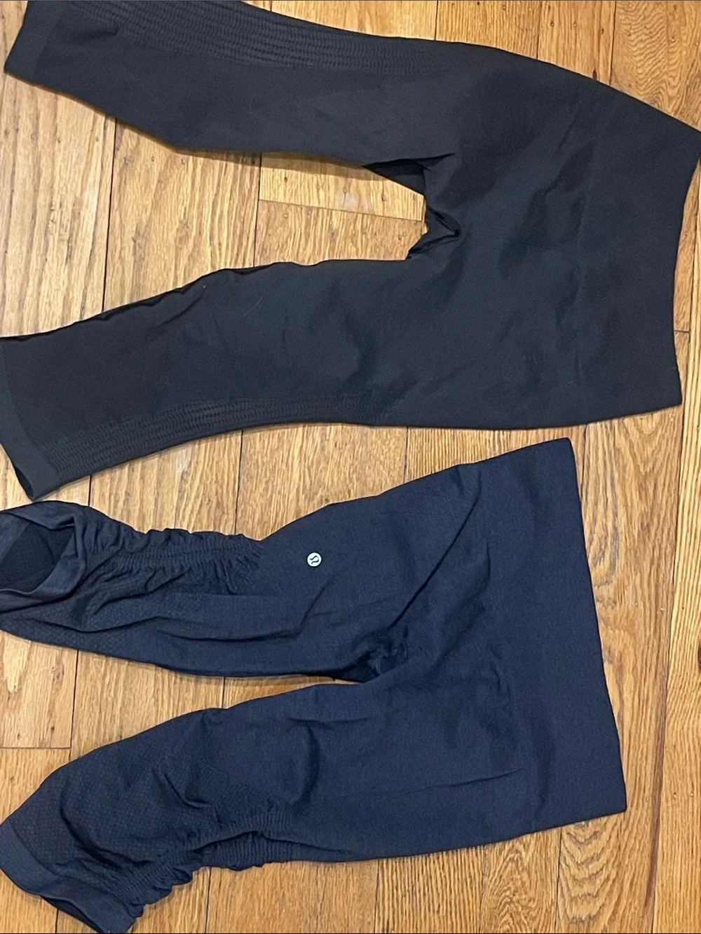 2 pair Lululemon Black/ dark gray High-Waist Cropped Leggings